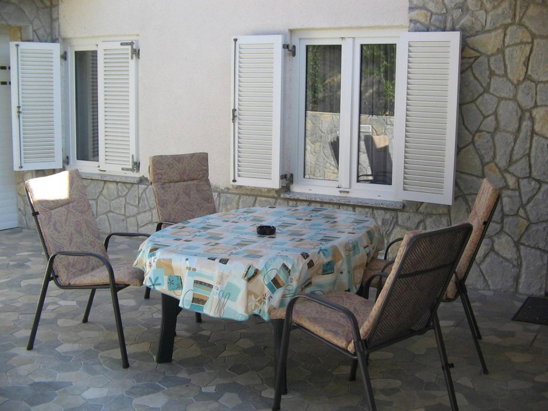 Apartments Nevenka K. Čižići Buitenkant foto