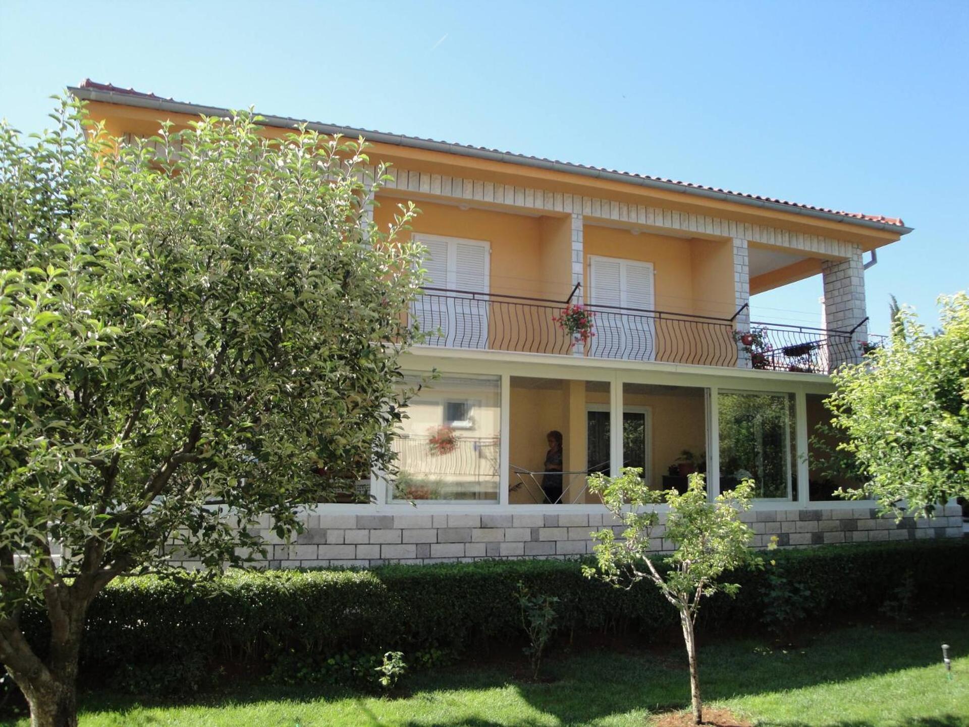 Apartments Nevenka K. Čižići Buitenkant foto